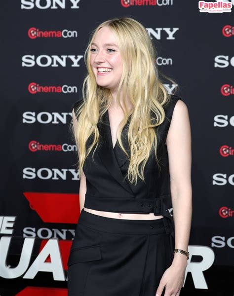 dakota fanning aznude|Dakota Fanning Nude Pics & Videos, Sex Tape < ANCENSORED.